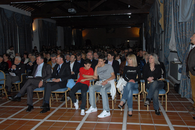 Immagine in caricamento...